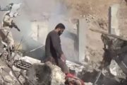 La aviación de combate comete una masacre en Khan Sheikhoun y causa varias víctimas, la mayor parte niños